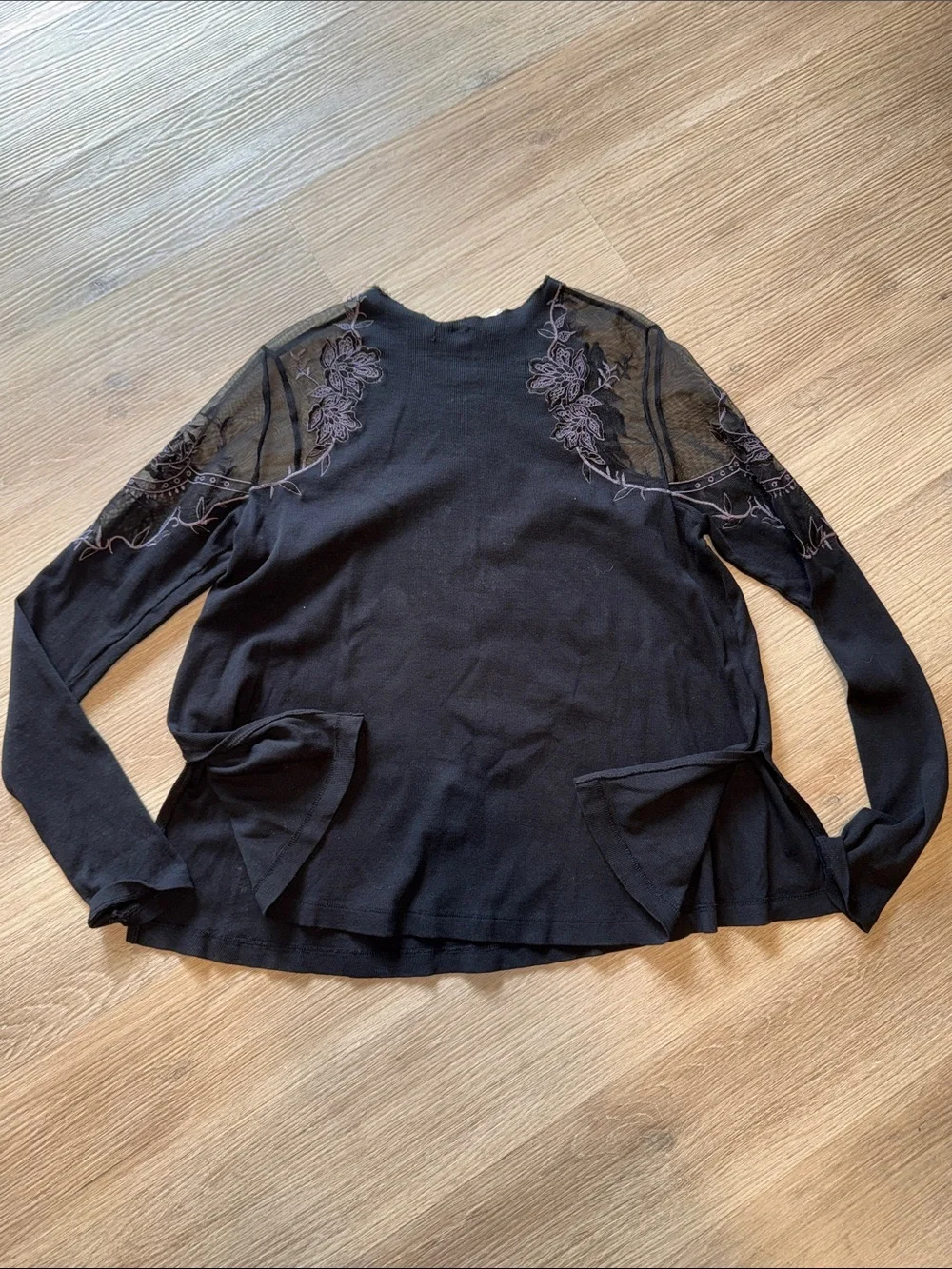 FREE PEOPLE Daniella Floral Embroidered Mesh Long Sleeve Knit Top Blouse